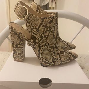 Aldo Legiladia Embossed Slingback Mule